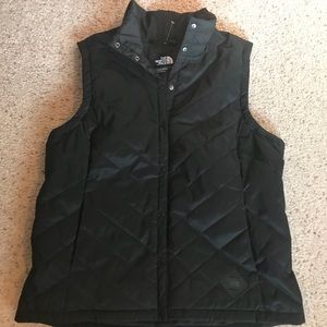 NWOT Black The North Face Vest!